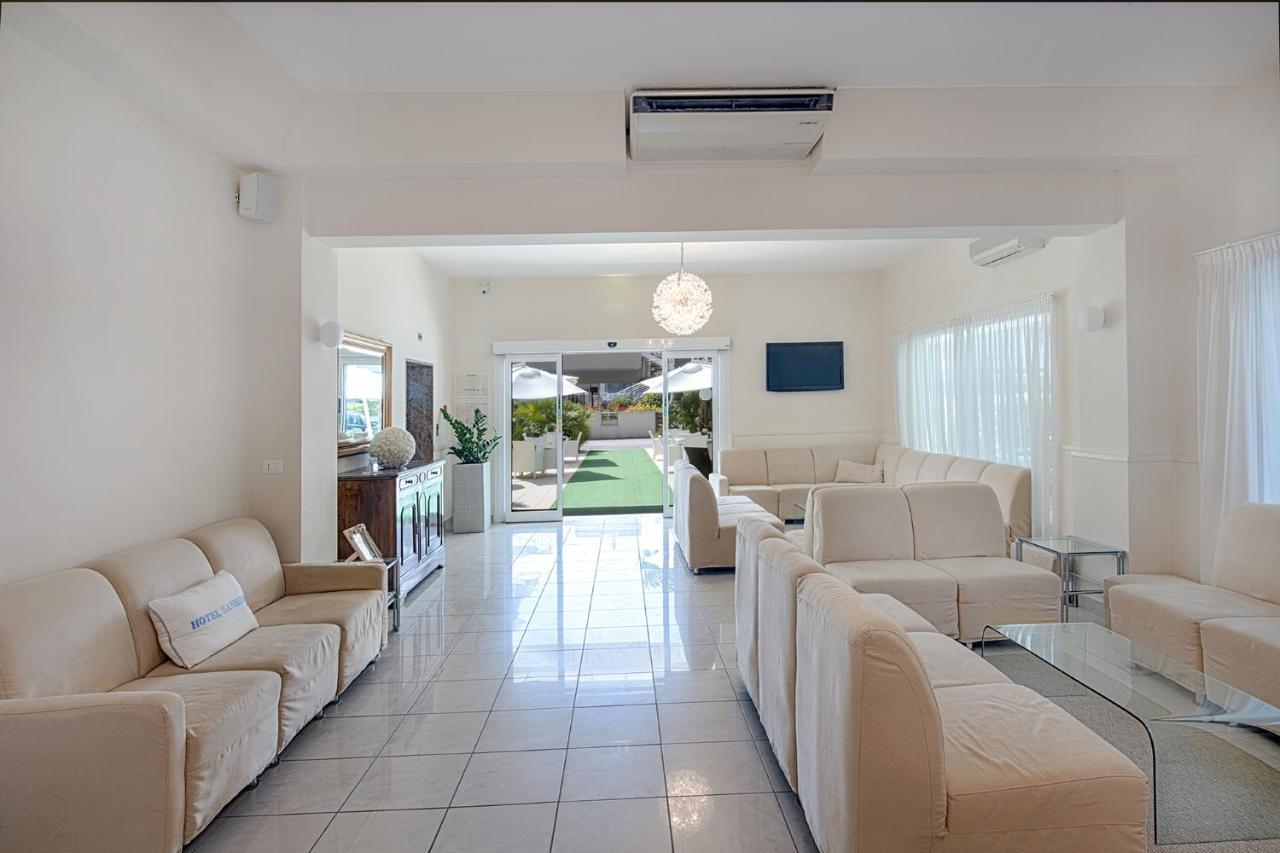 Hotel Sanremo Milano Marittima Bagian luar foto
